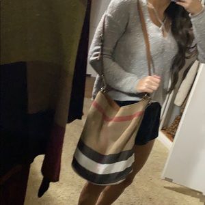 Burberry bucket bag